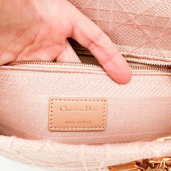 Christian Dior Canvas Cannage Medium Lady Dior D-Lite Tote Bag - Picture 13 of 16